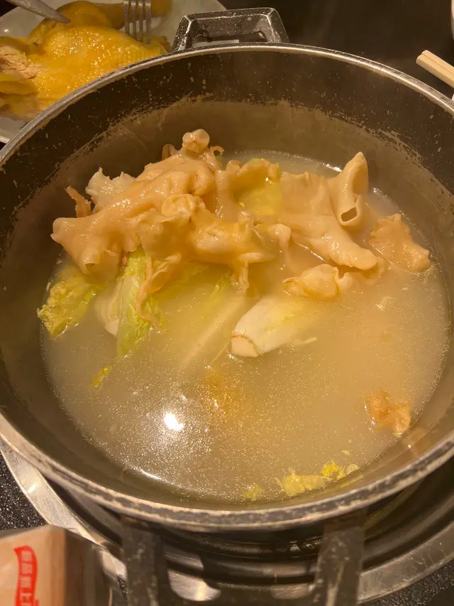 花膠雞煲