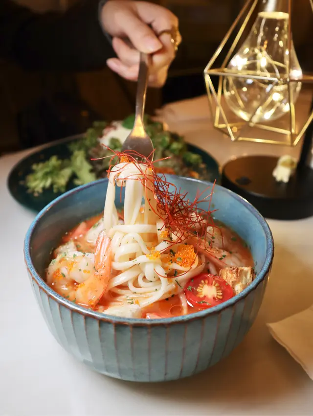 西班牙凍湯大蝦蕎麥麵