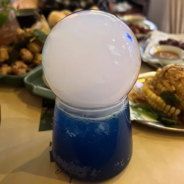 Tears  of  mermaid