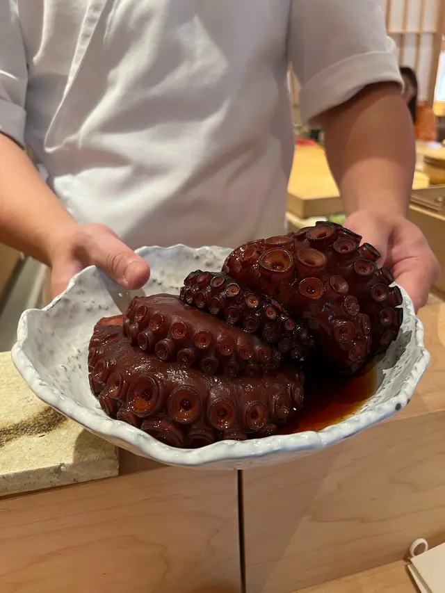 慢煮北海道活八爪魚