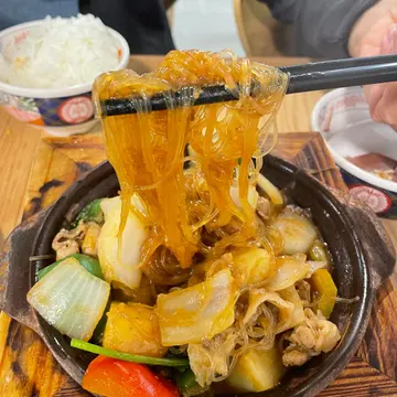 沙嗲粉丝肥牛煲