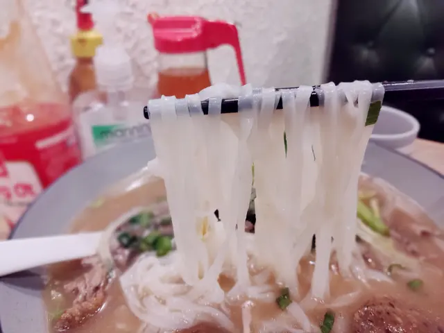 極品牛三寶湯河粉