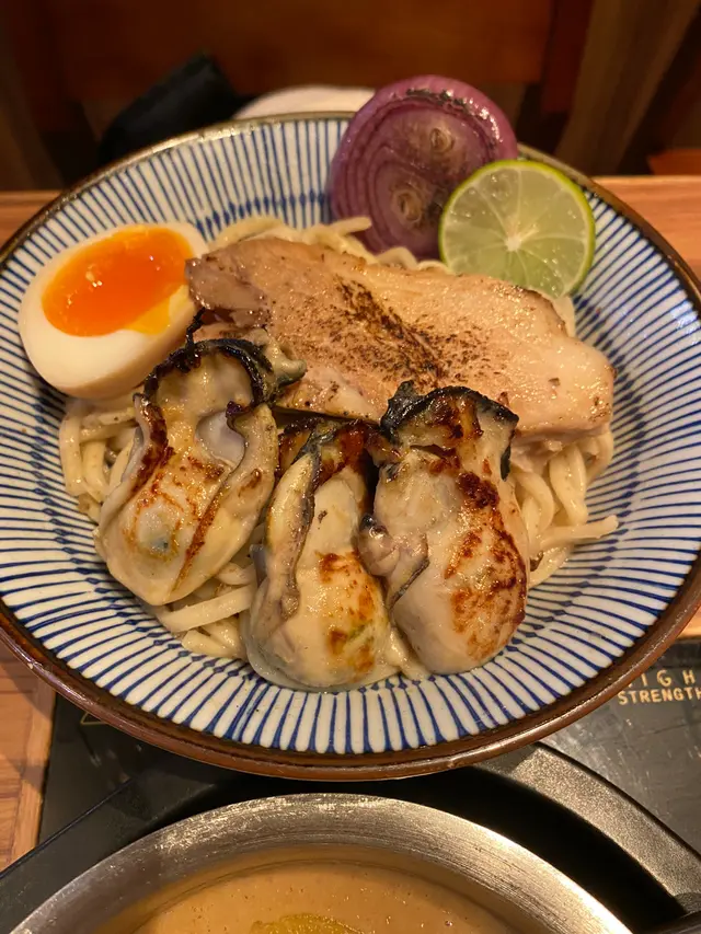 牡蠣汁沾麵