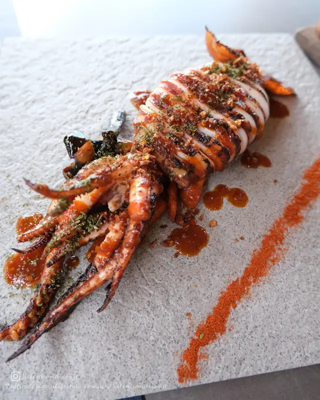 炭燒北海道原隻魷魚