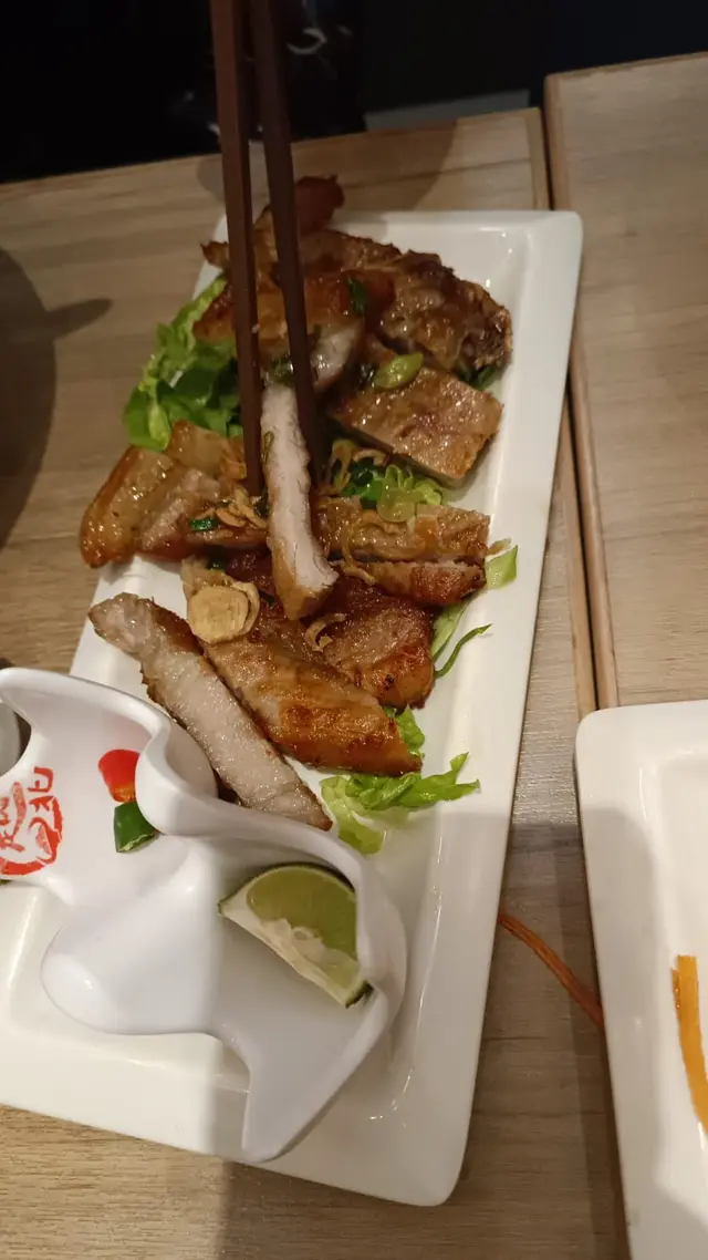 嗌雞扒但俾咗豬扒  -_-