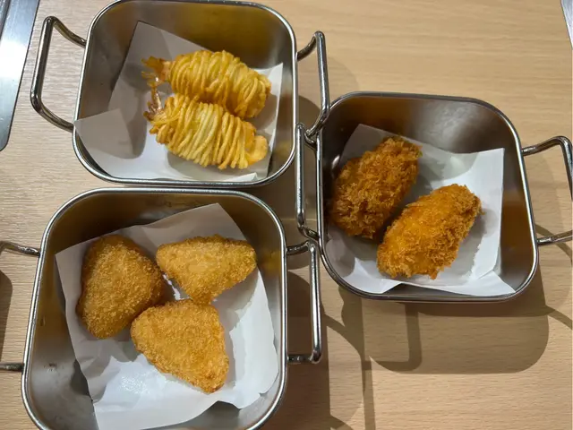 小食不貴而且炸得很香很味美