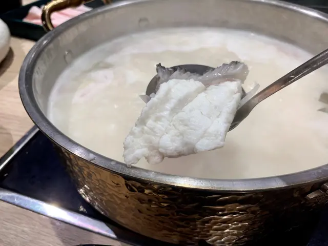 龍躉片好大塊，肉質爽彈鮮甜，超正！😎