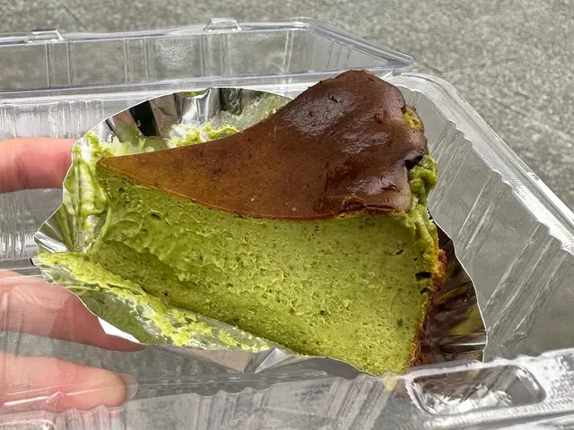 抹茶巴斯克蛋糕