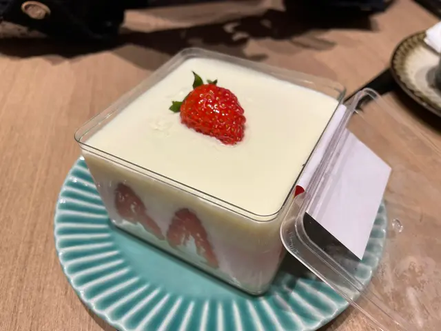 士多啤梨提拉米蘇