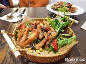 芝麻酥炸豬頸肉 - Blossomy Thai Cuisine in Cheung Sha Wan 