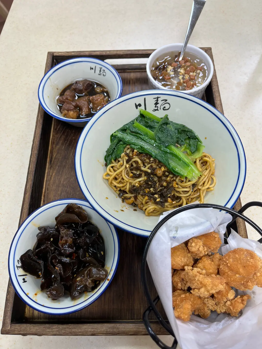 四川擔擔麵