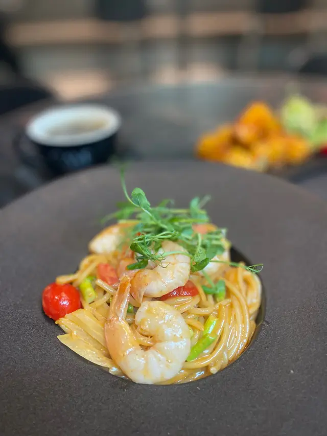 冬陰功奶油鳳尾蝦意大利粉