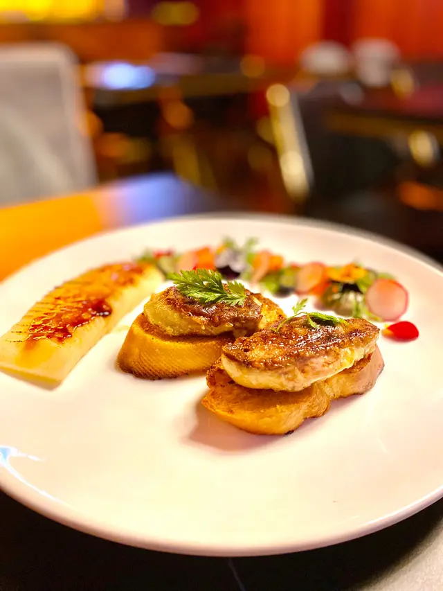 鵝肝多士．焦糖蘋果