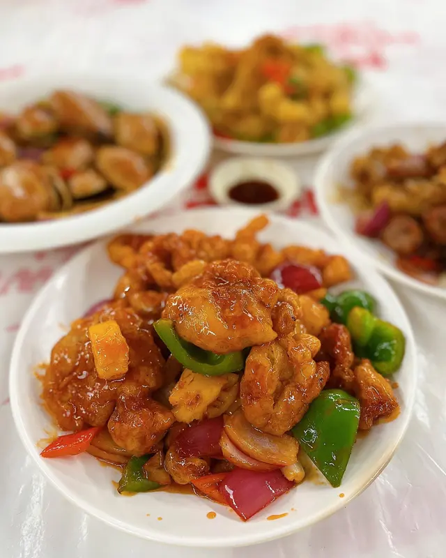 菠蘿拔絲咕嚕肉