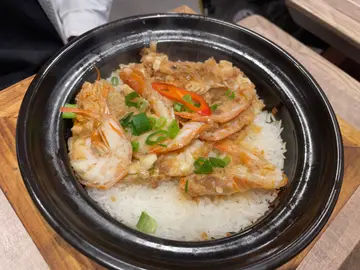 金銀蒜開邊蝦煲仔飯