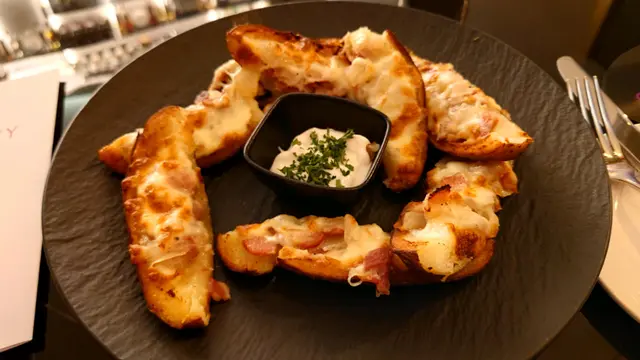 煙肉芝士焗薯皮