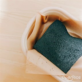 Charcoal&#160; Black&#160; Sesame&#160; Cheese&#160;cake - The Coffeeology in Causeway Bay 