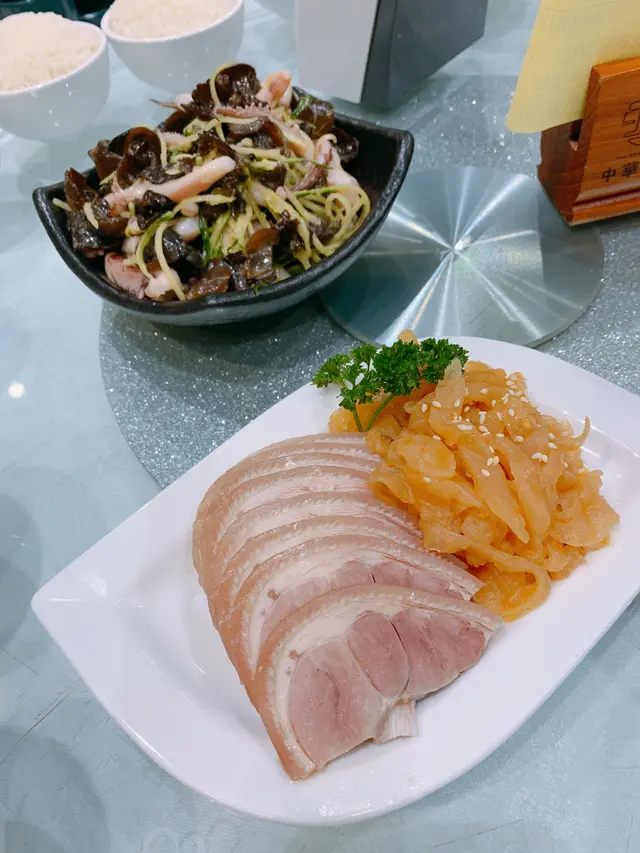 海蜇拼燻蹄&芥末魷魚鬚