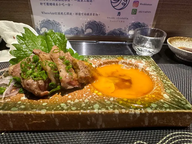 劣食之最! 將3分熟牛仔骨煎熟兩面去骨上碟 , 完全不能和牛小排比較! 完全生食唔到