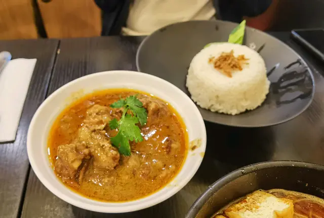 巴東牛肉飯