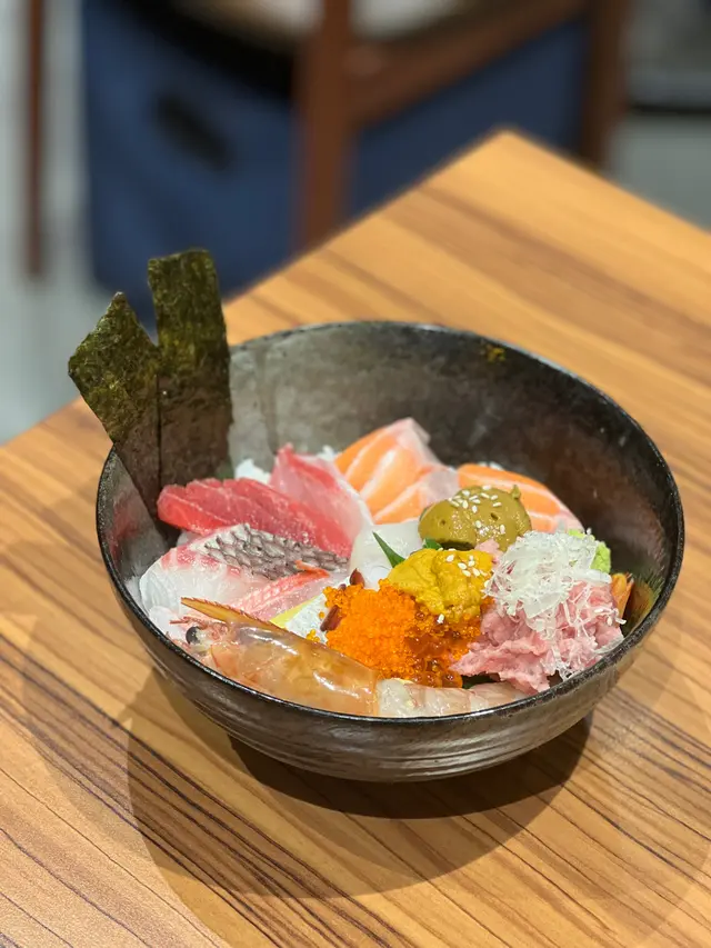 特上活一鮮丼