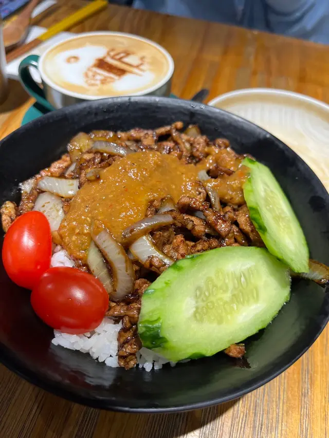 印尼沙嗲炒豬肉飯