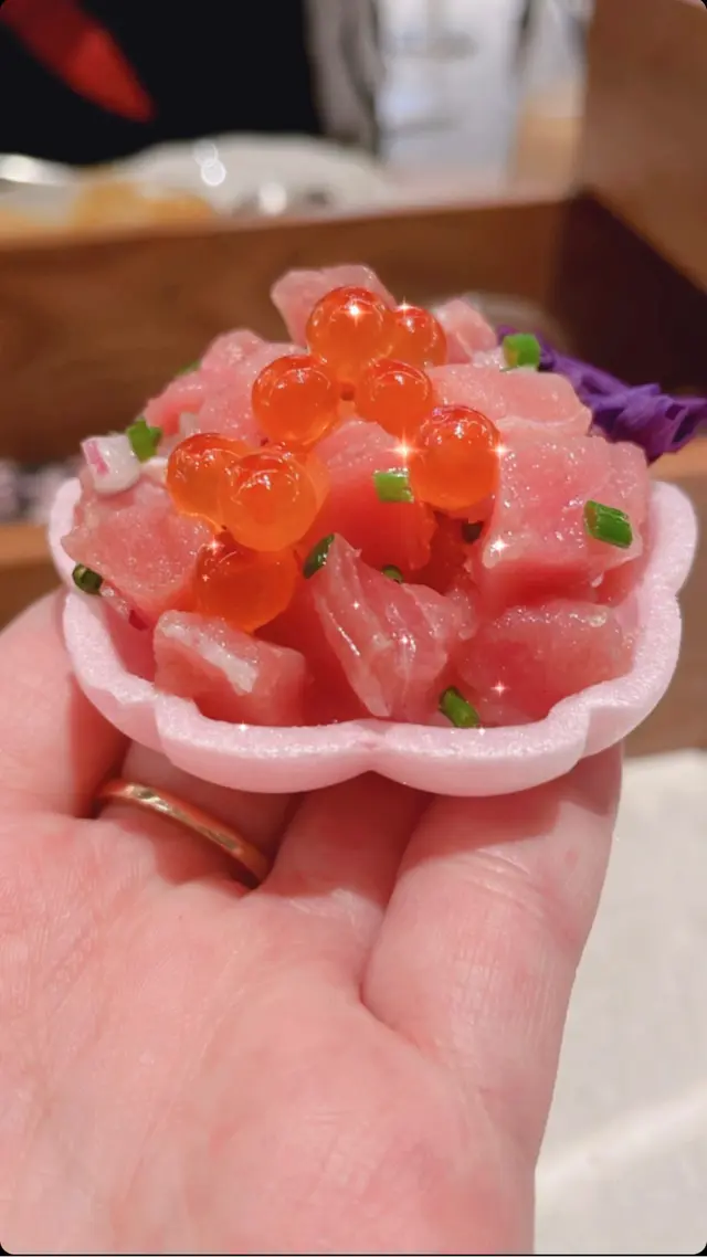 三文魚子吞拿魚最中餅