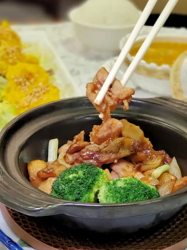 金不換三杯雞煲