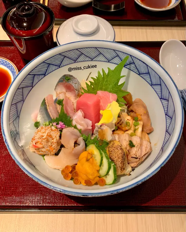 海言廚師發辦魚生飯(特上)