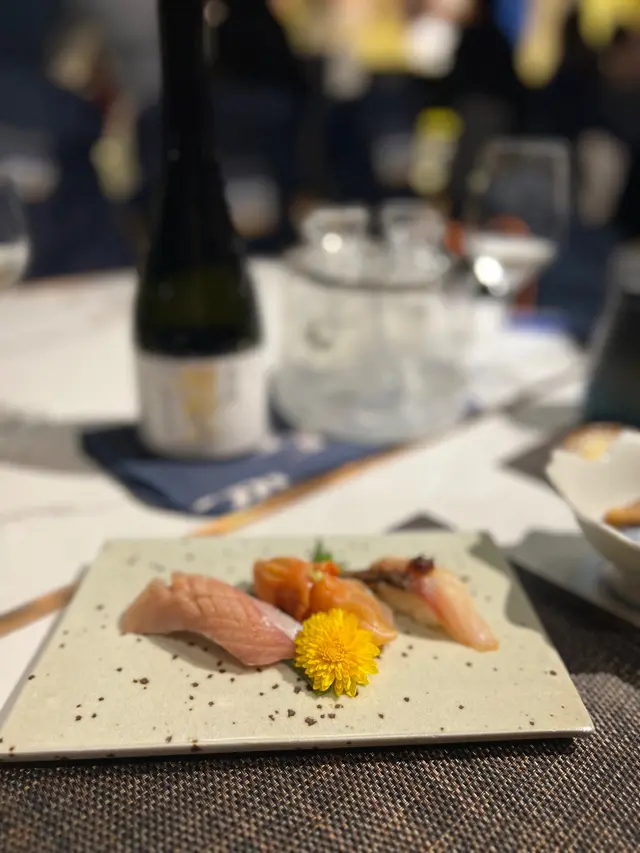 金目鯛壽司· 赤貝壽司· 火炙鰤魚壽司