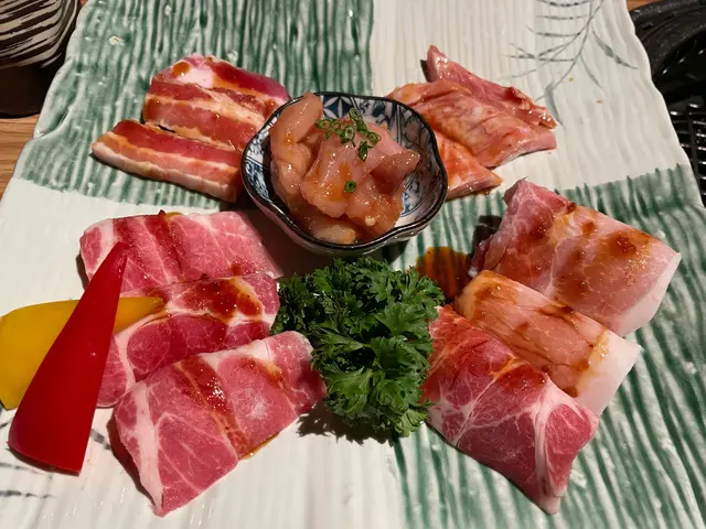 日本產豚肉&雞肉拼盤