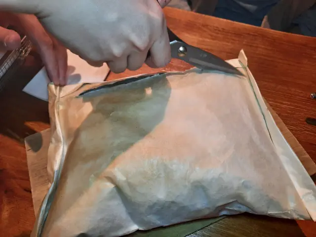 紙包海鮮意粉