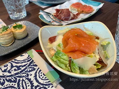 Caesar Salad with Smoked Salmon