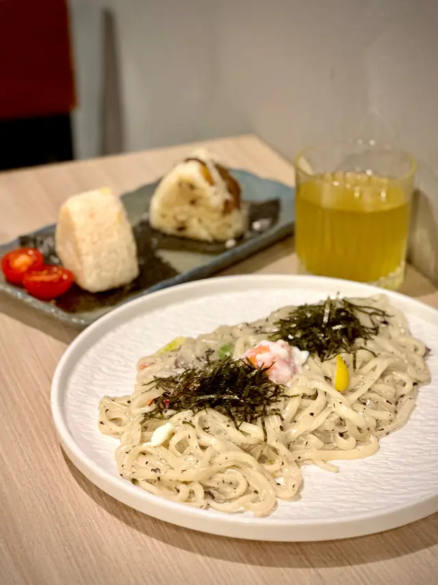 黑松露溫泉蛋忌廉稻庭烏冬