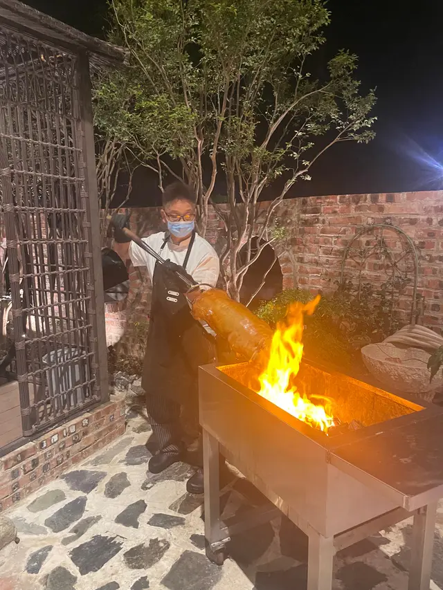 比外面的乳豬香，沒騷味，而且不會太肥