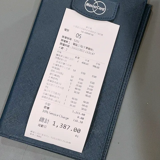 數唔數到我食咗幾多隻牡蠣呢？其實佢可以單點，不過食得多嘅  梗係要嗌放題啦！🤭