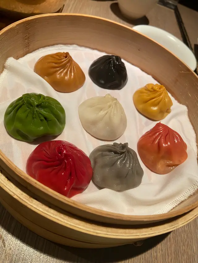 特色皇朝小籠包(八色)