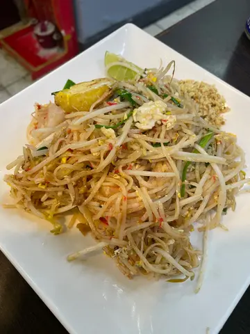 泰式炒金边粉