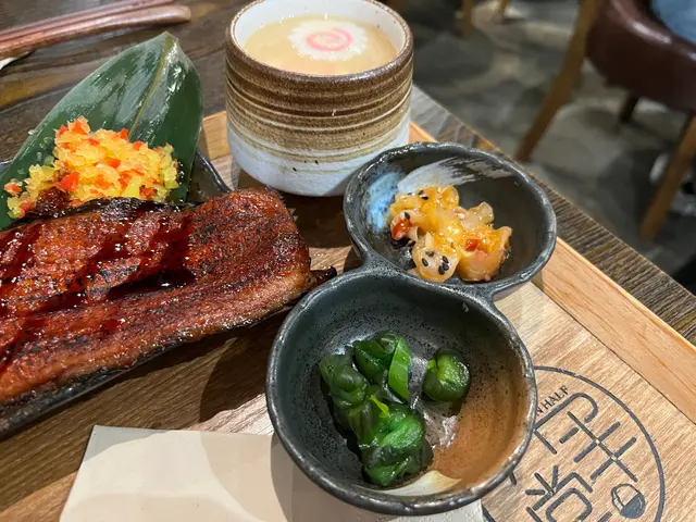 原條蒲燒鰻魚套餐