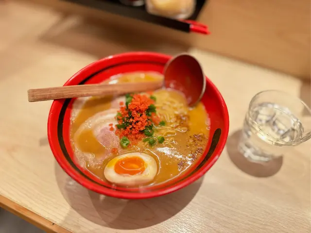 招牌蝦湯拉麵