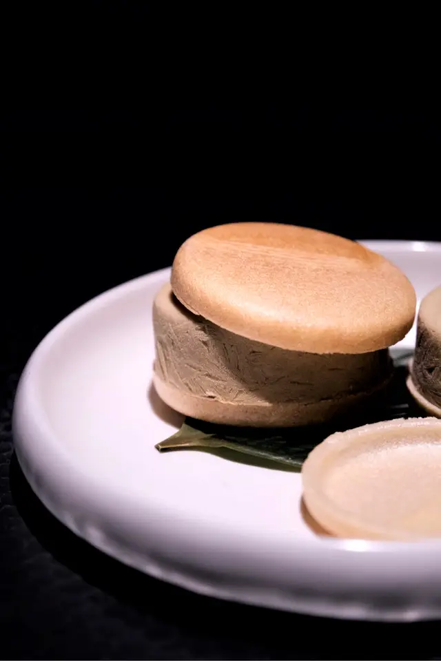 Monaka ice cream sandwich