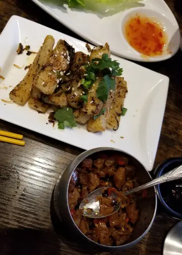 麻辣腸粉和菜脯超好味,頂瓜瓜