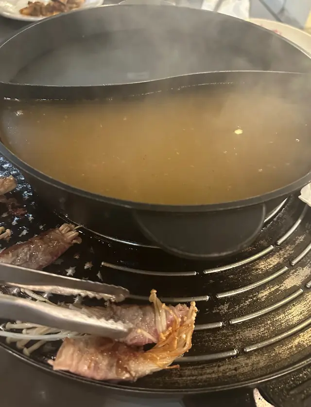 未開始個湯已經浮起一點點黑色