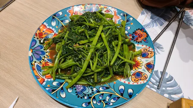 馬拉盞炒通菜
