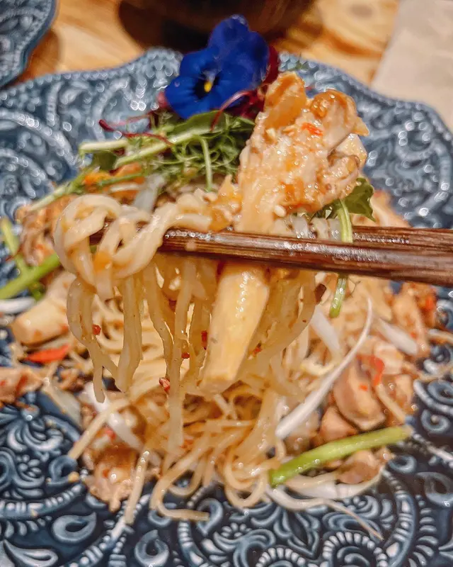 泰式XO醬雞肉金邊粉