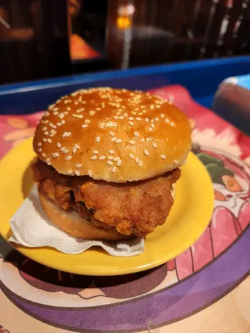 劲香脆鲜肉汉堡