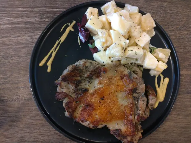 pan fried chicken fillet with pineapple & apple salad