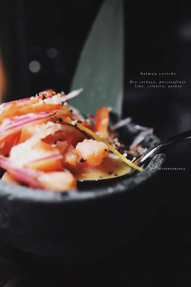 Salmon ceviche