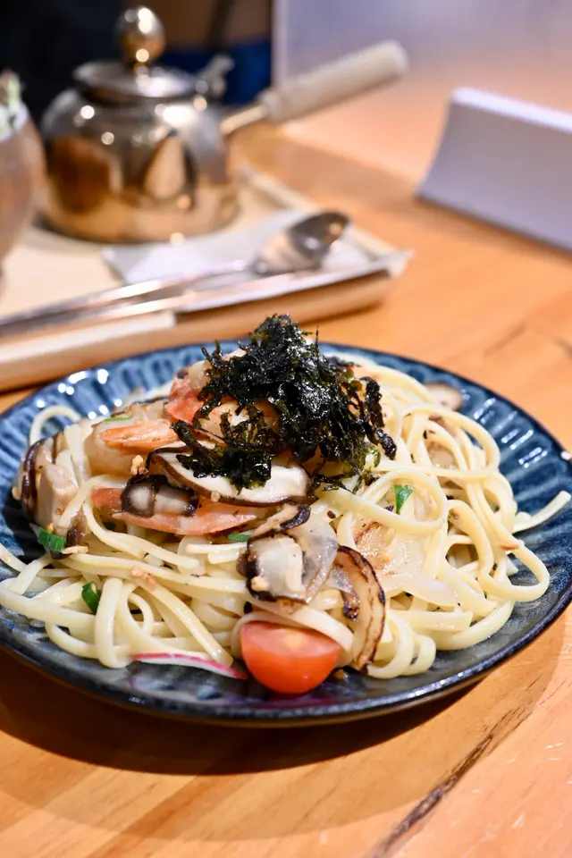 乾炒大蝦蒜香意粉