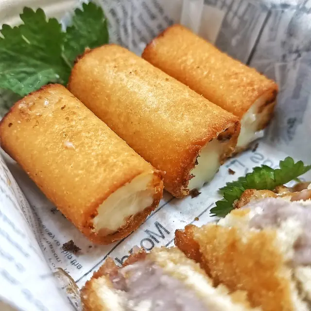 脆炸鮮奶卷